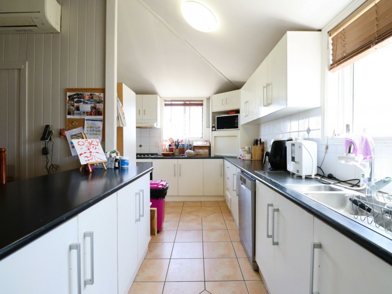 126 Wyndham Street, Roma QLD 4455