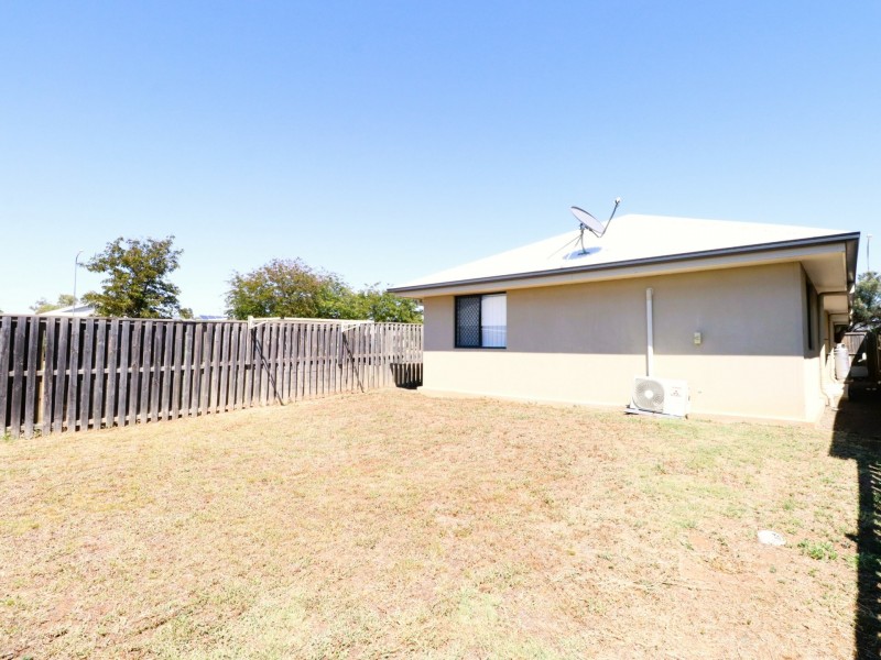 78 Currey Street, Roma QLD 4455