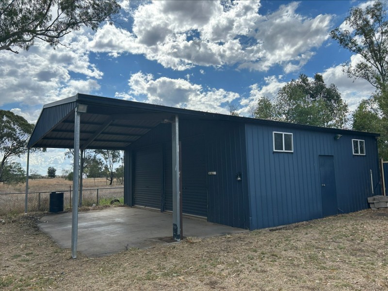 70 Northen Road, Roma QLD 4455