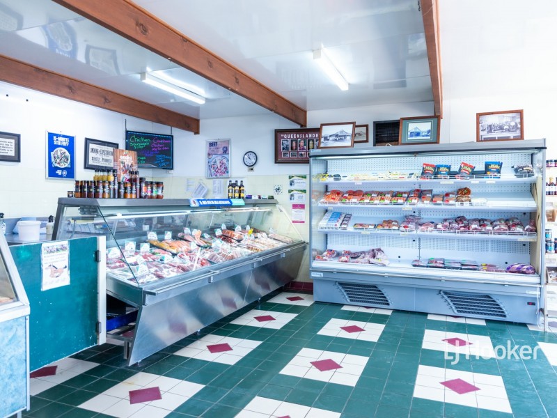 75 Arthur Street, Roma QLD 4455