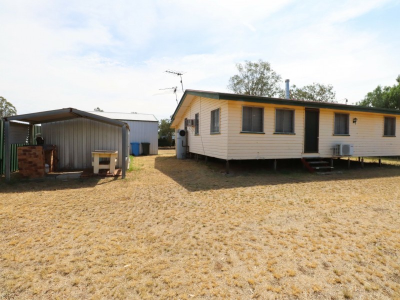 14 Queen Street, Amby QLD 4462