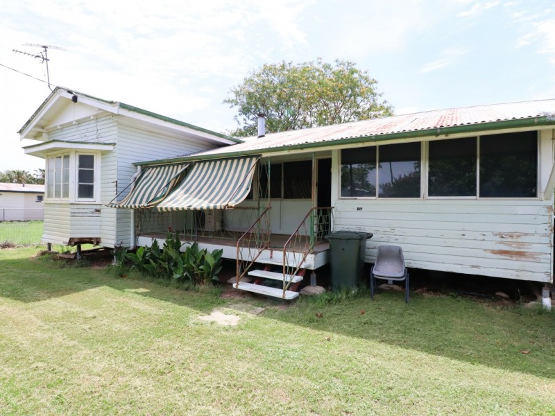15 Annandale Street, Injune QLD 4454