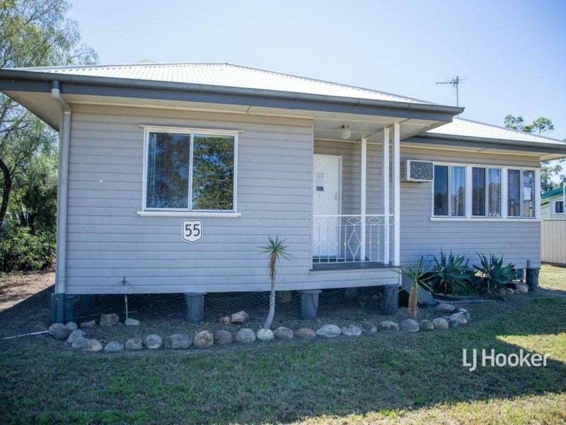 55 Raglan St, Roma QLD 4455