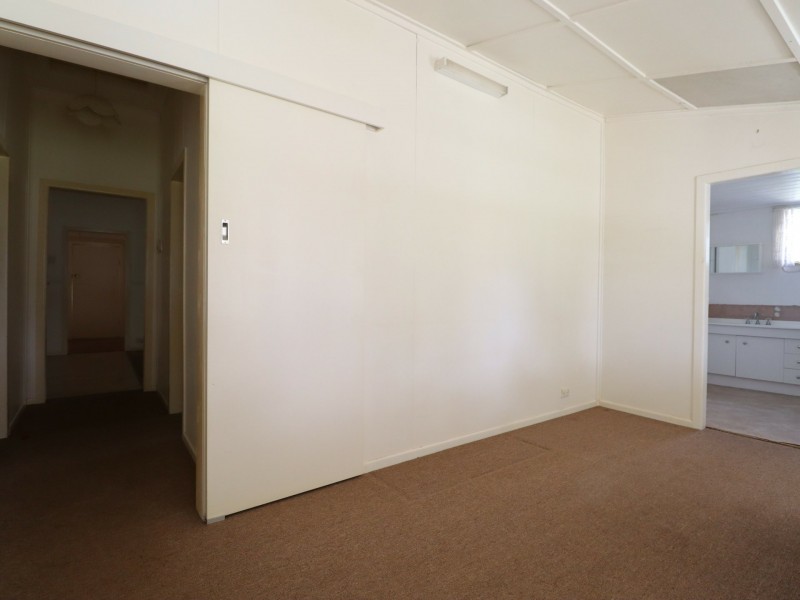 20 Dublin Street, Mitchell QLD 4465