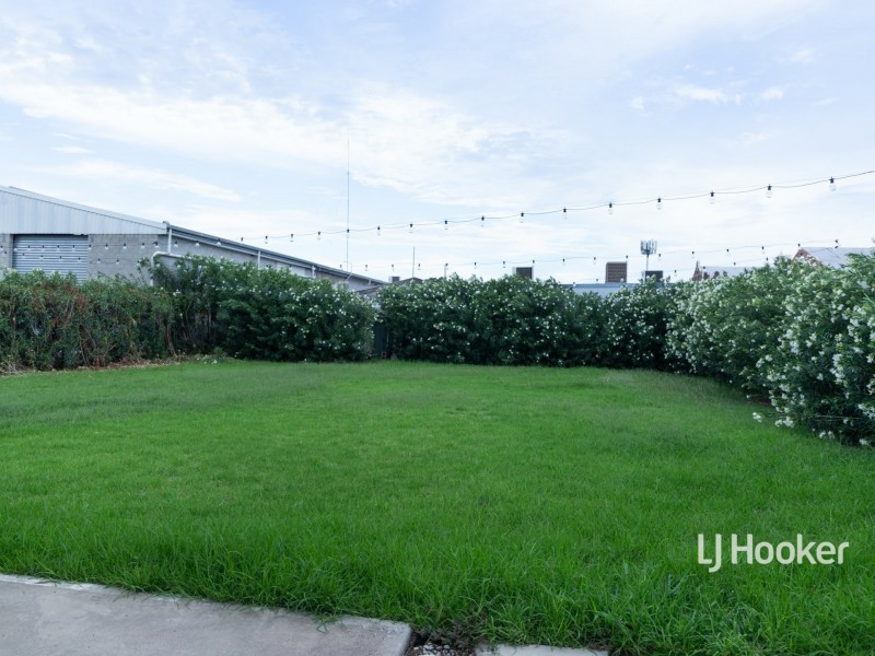 32 Hawthorne Street, Roma QLD 4455