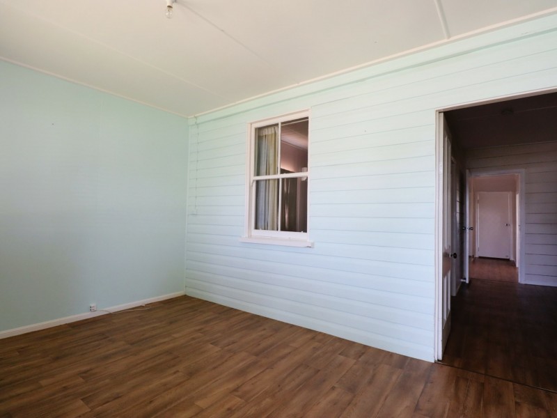 30 Charles Street, Roma QLD 4455