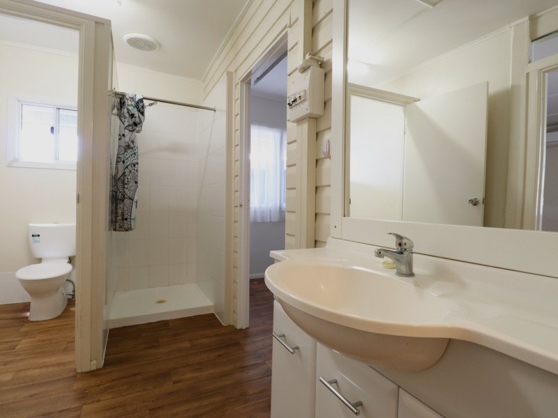 30 Charles Street, Roma QLD 4455