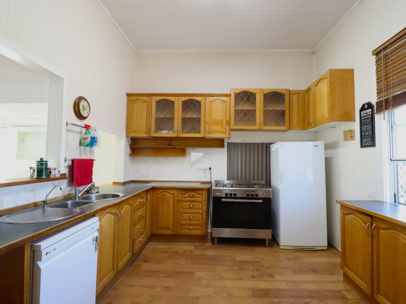 78 Hawthorne Street, Roma QLD 4455