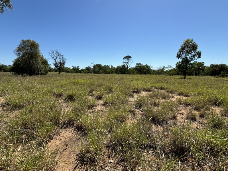 33 Abbey Road, Roma QLD 4455