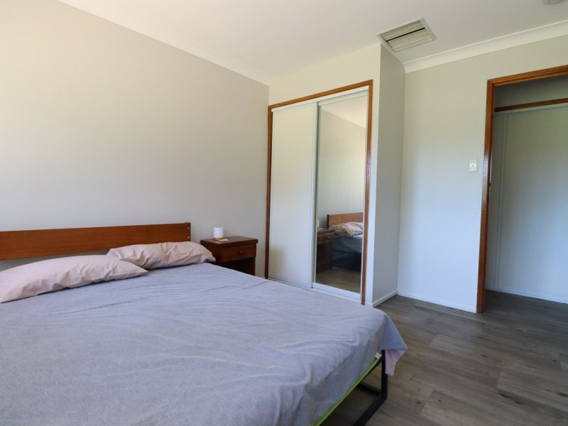 20 King St, Surat QLD 4417