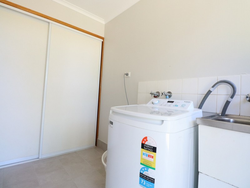 20 King St, Surat QLD 4417