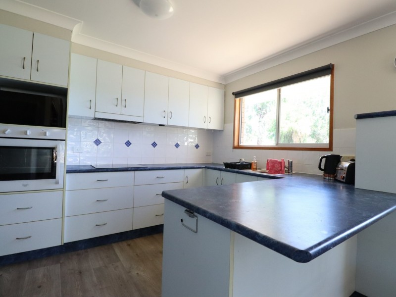 20 King St, Surat QLD 4417