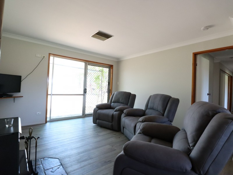 20 King St, Surat QLD 4417