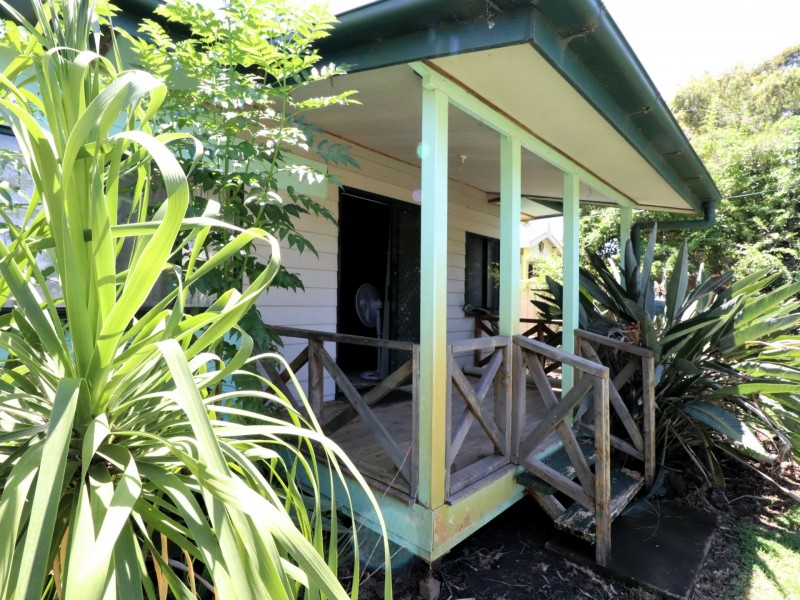 49 William Street, Surat QLD 4417