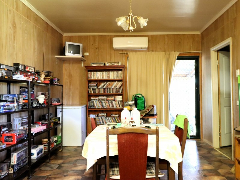 49 William Street, Surat QLD 4417