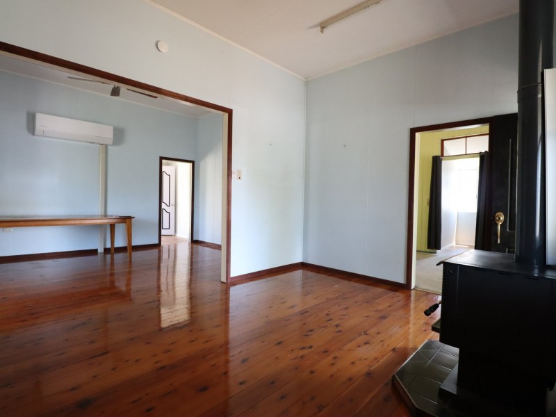 65 Quintin Street, Roma QLD 4455