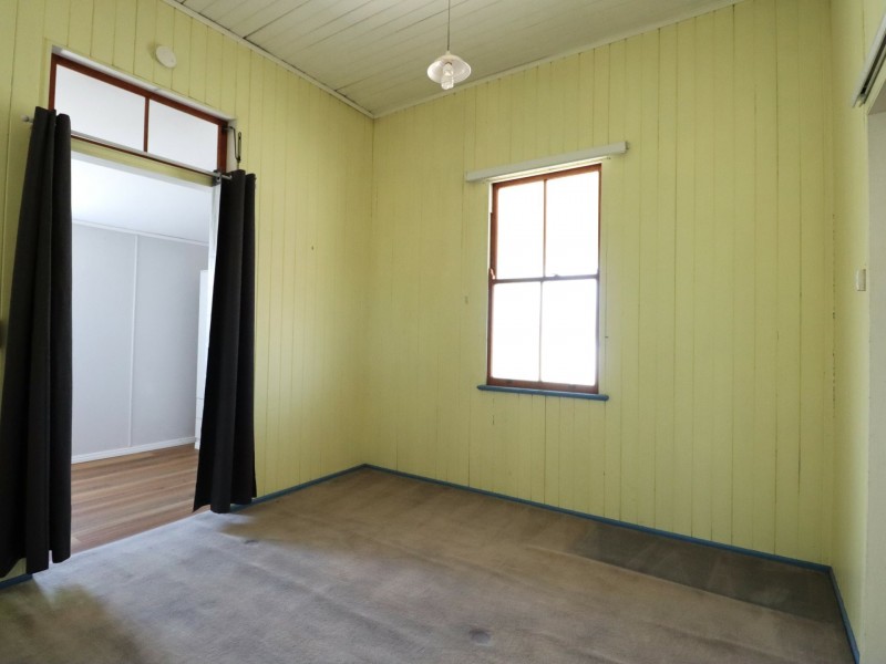 65 Quintin Street, Roma QLD 4455