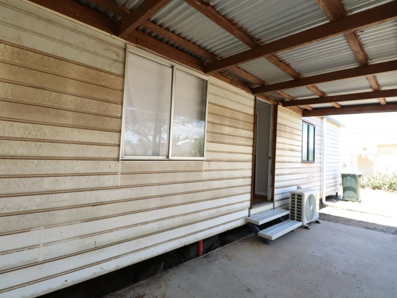 65 Quintin Street, Roma QLD 4455