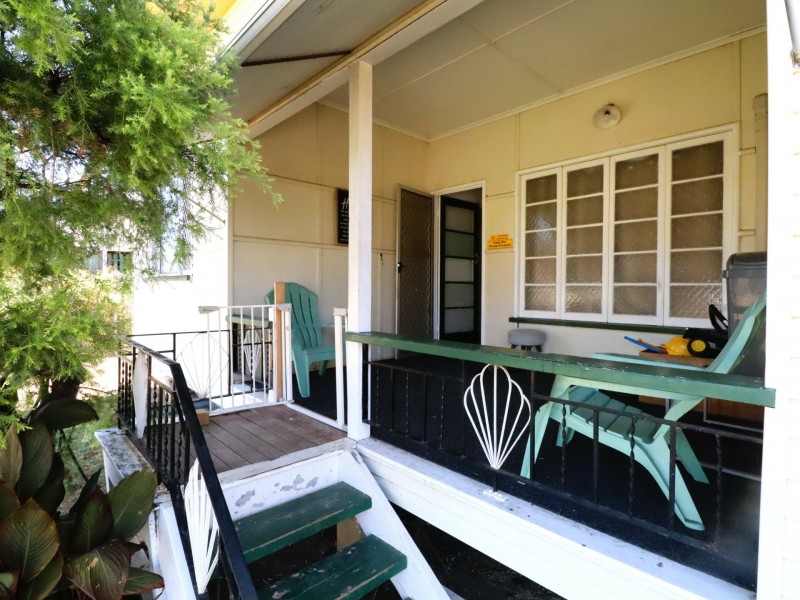 114 Arthur Street, Roma QLD 4455