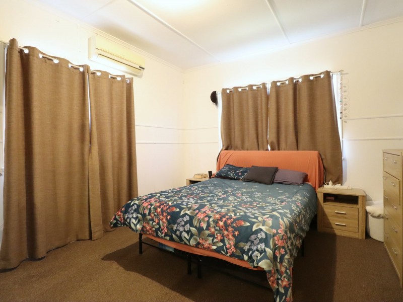 114 Arthur Street, Roma QLD 4455