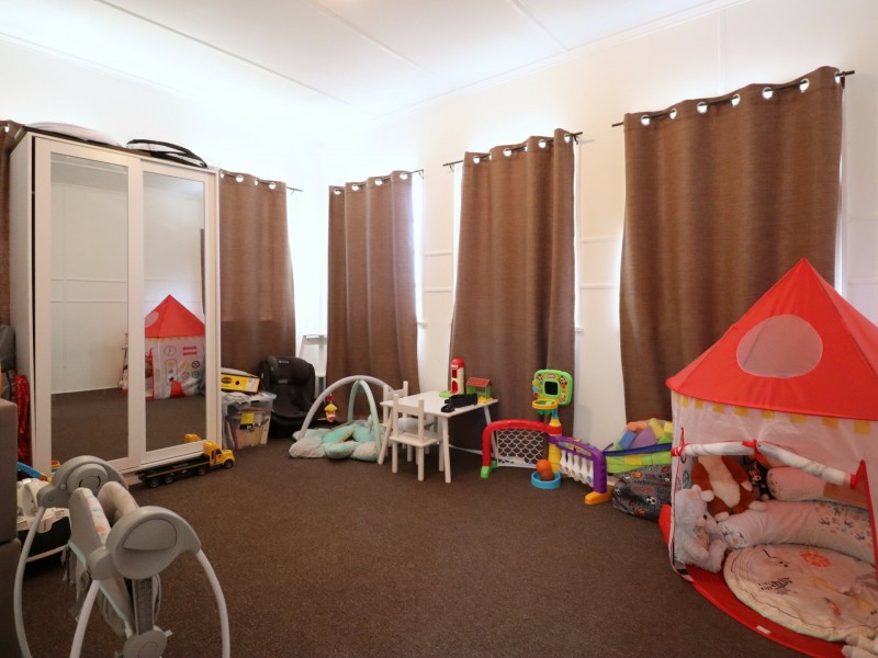 114 Arthur Street, Roma QLD 4455