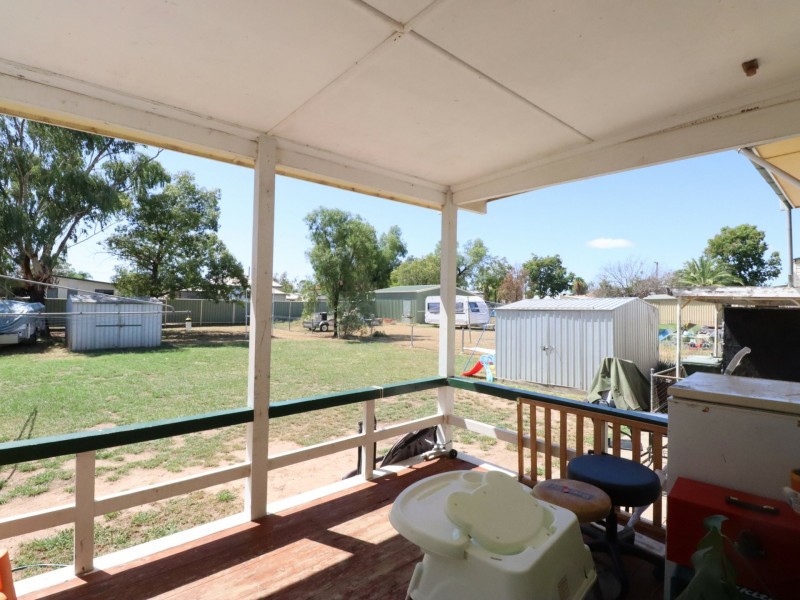 114 Arthur Street, Roma QLD 4455