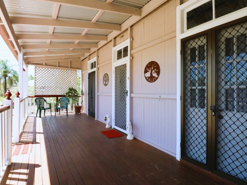 20 Phillip Street, Roma QLD 4455