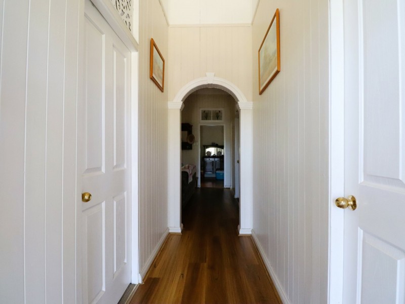 20 Phillip Street, Roma QLD 4455