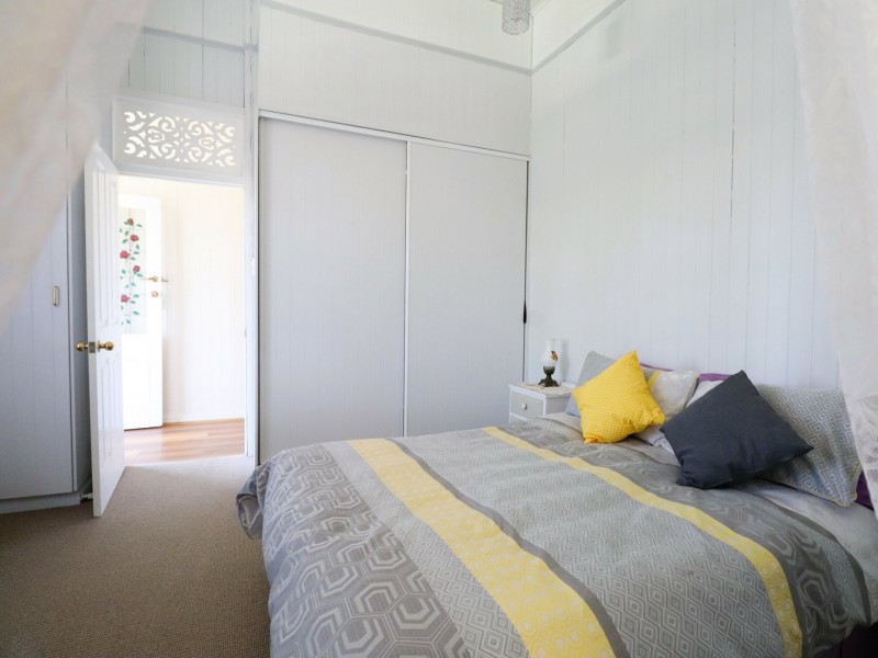 20 Phillip Street, Roma QLD 4455