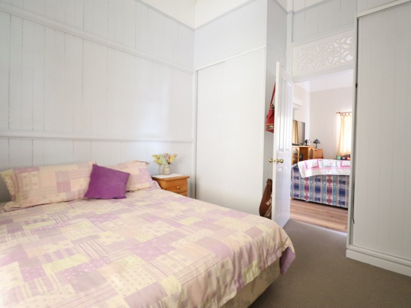 20 Phillip Street, Roma QLD 4455