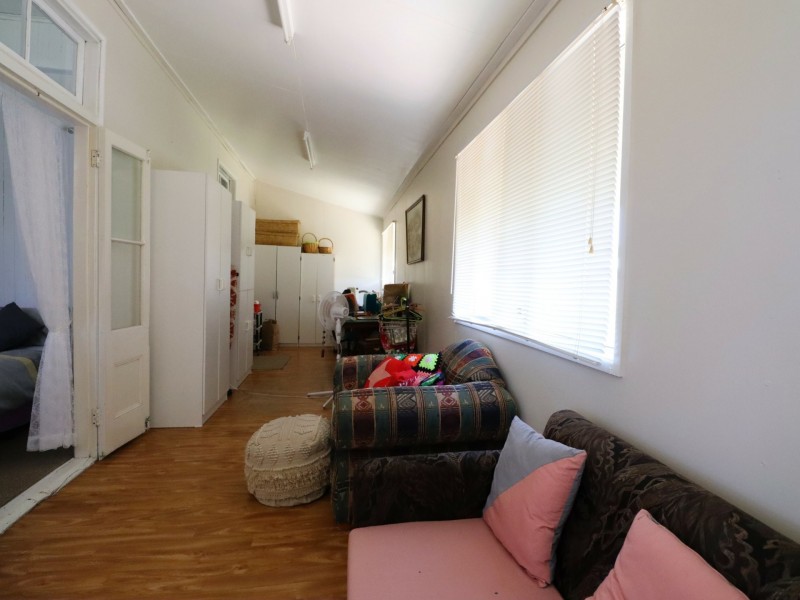 20 Phillip Street, Roma QLD 4455