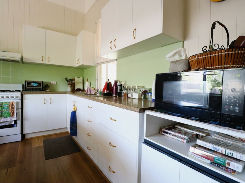 20 Phillip Street, Roma QLD 4455