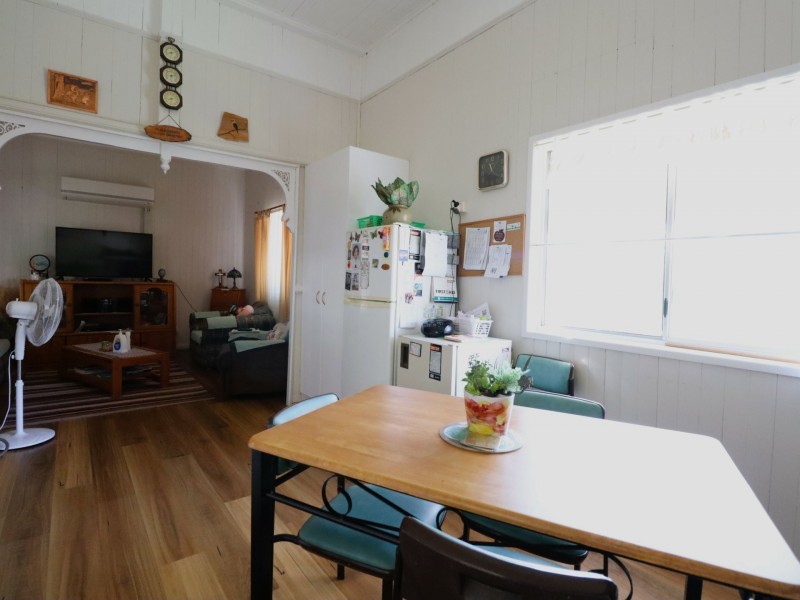 20 Phillip Street, Roma QLD 4455