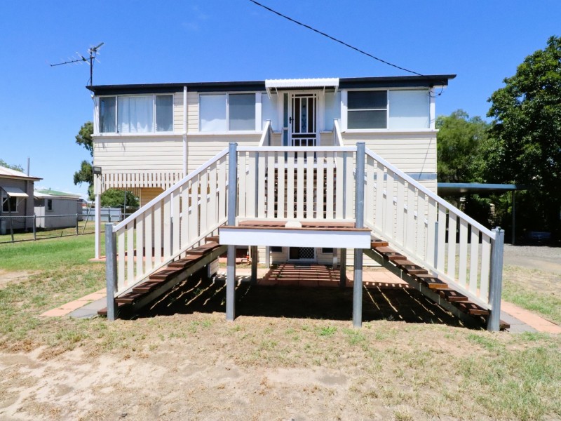24 Phillip Street, Roma QLD 4455