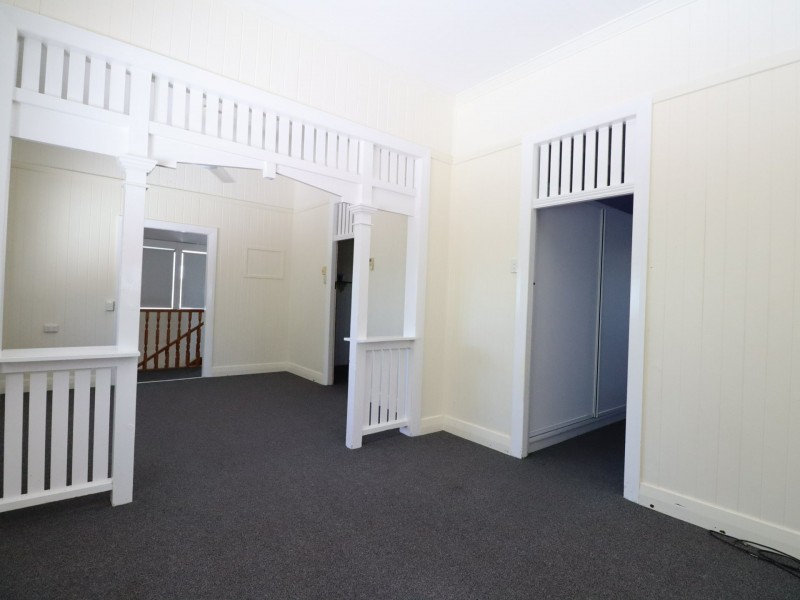 24 Phillip Street, Roma QLD 4455