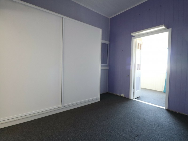 24 Phillip Street, Roma QLD 4455