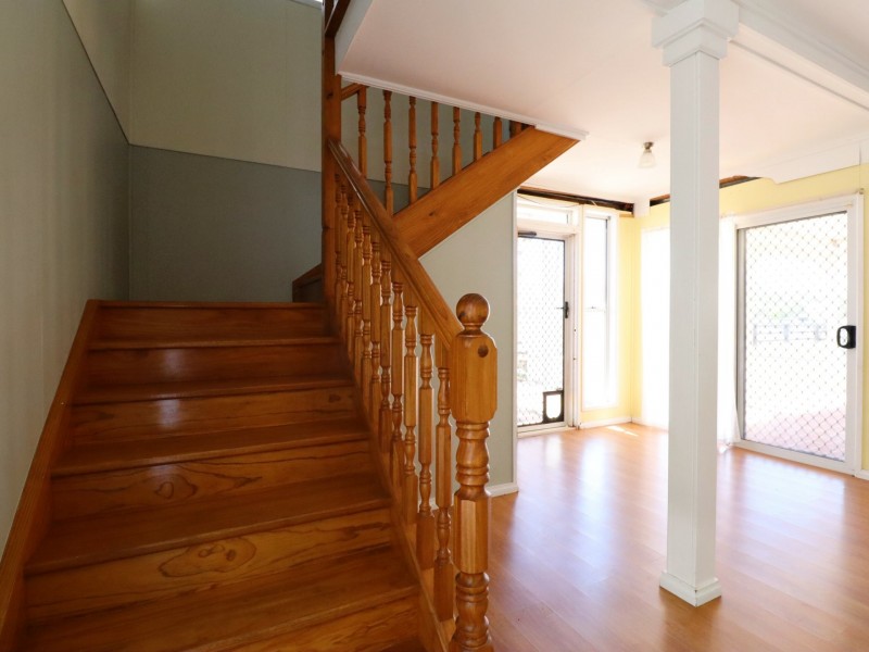 24 Phillip Street, Roma QLD 4455