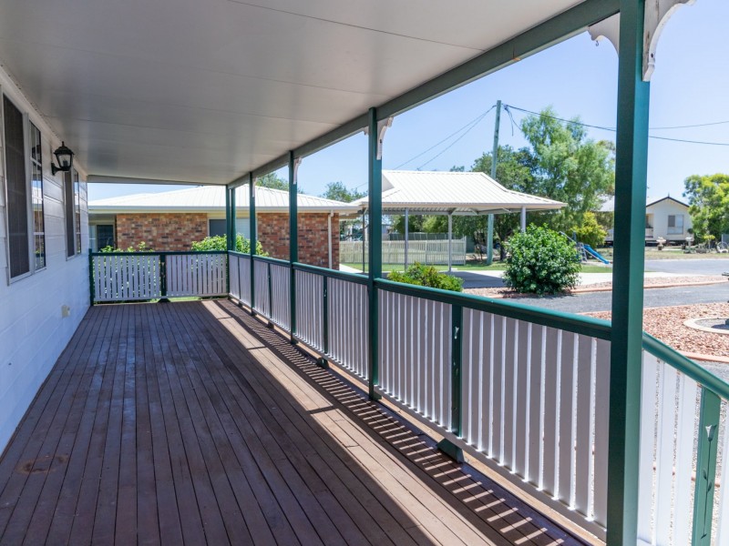 17 Rosedale Close, Roma QLD 4455