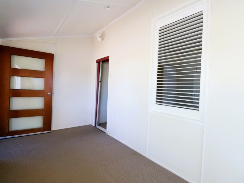 23 Conlan Street, Roma QLD 4455