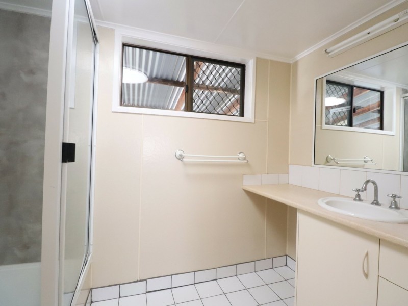 23 Conlan Street, Roma QLD 4455