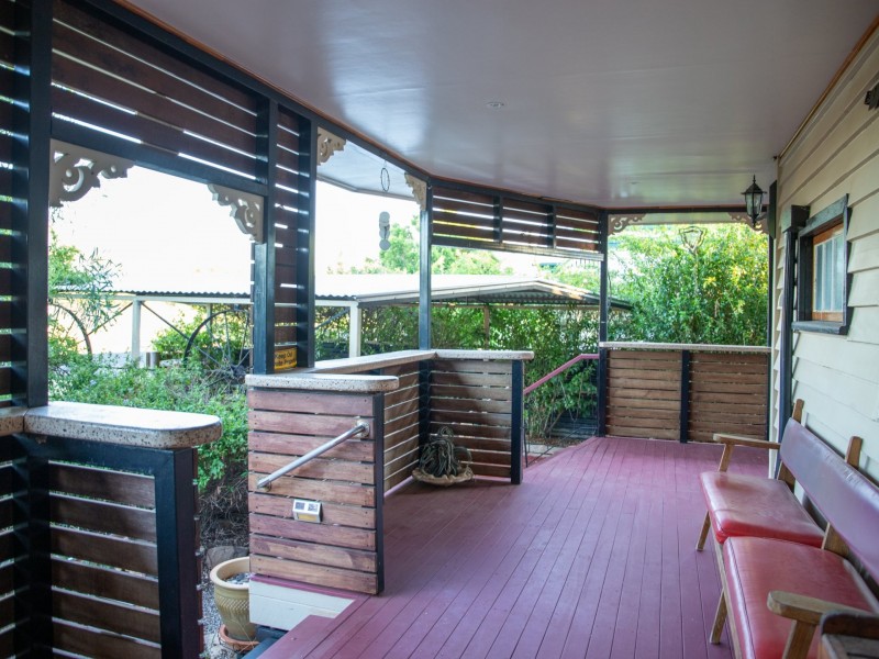 52 Feather Street, Roma QLD 4455