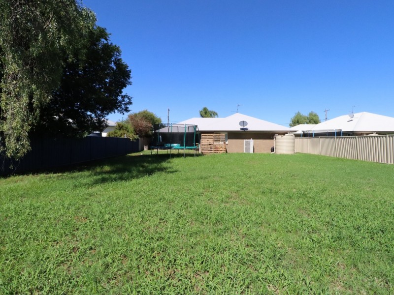 5 Ivy Street, Roma QLD 4455