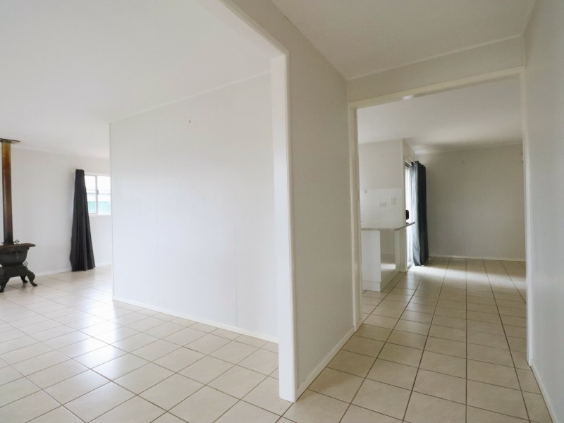 148 Alice Street, Mitchell QLD 4465