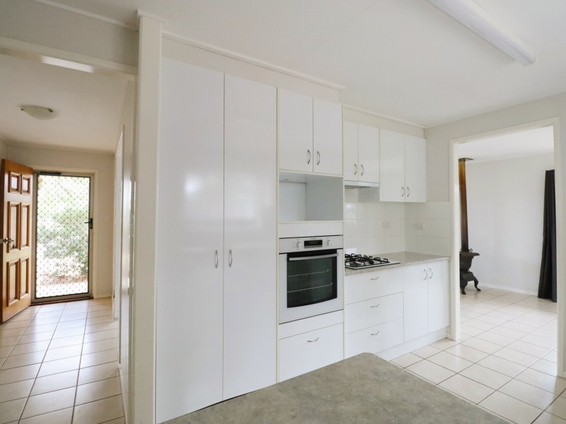 148 Alice Street, Mitchell QLD 4465