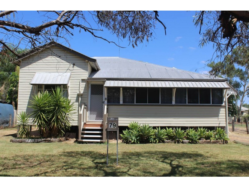 79 Hawthorne Street, Roma QLD 4455