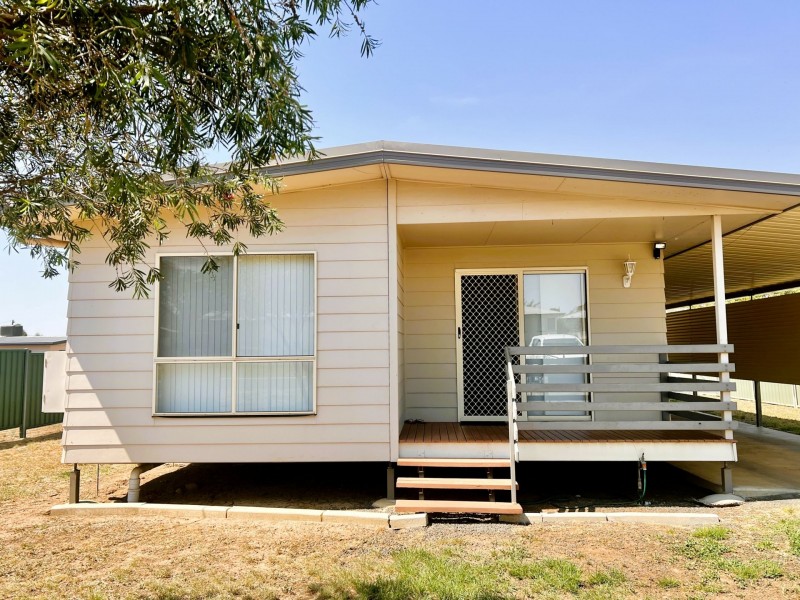 24 South Street, Roma QLD 4455