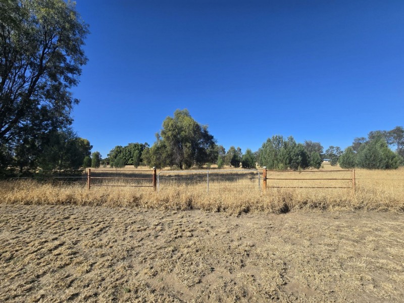 1 – 5 Alice Street, Mitchell QLD 4465