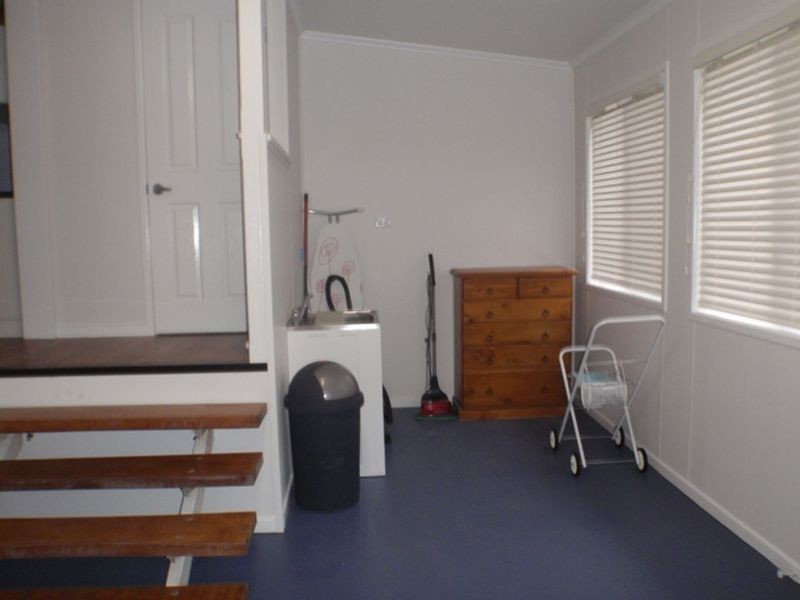 4 Wyndham Street, Roma QLD 4455