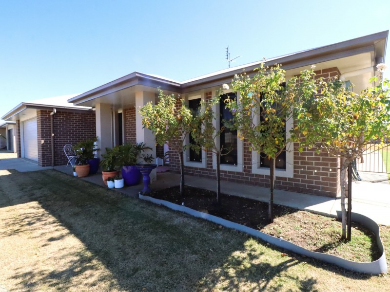 26 Bassett Court, Roma QLD 4455