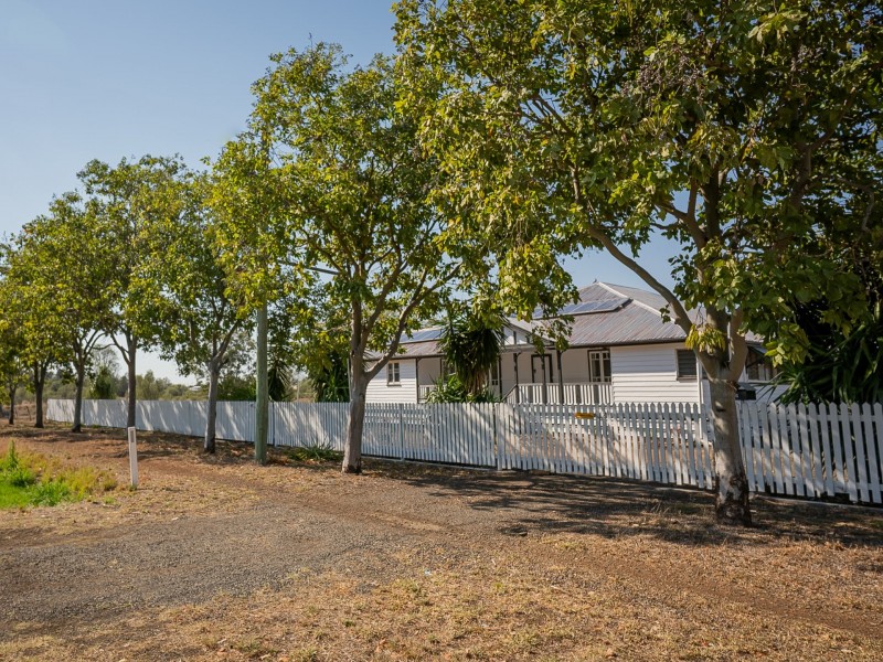 2 – 4 South Street, Roma QLD 4455